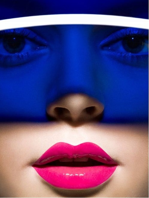 Jucey Pink Lips - Neon Makeup Look