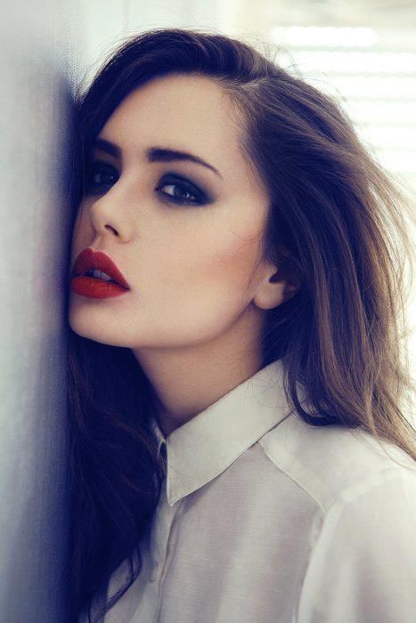 14 Bloody Hot Red Lips for 2014 - Pretty Designs