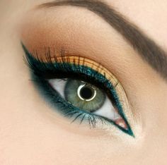 Peacock Teal Eye Makeup