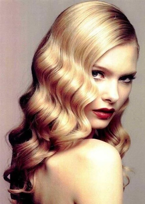 It Girl Style Vintage Curly Hairstyles - Pretty Designs