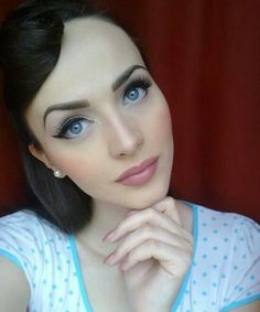 Simple Vintage Makeup Look