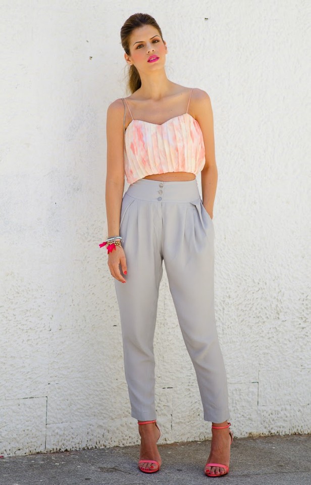 Trendy High-Waist pants