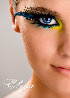 Vibrant Peacock Inspired Eye Makeup Look