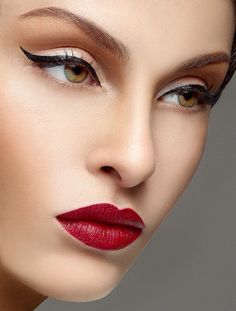 Vintage Makeup Look With Red Lips