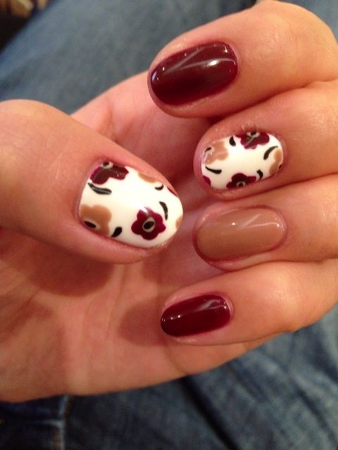 Make a New Manicure for Fall: Nail Designs - Pretty Designs