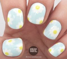 Baby Blue Daisy Nail Design