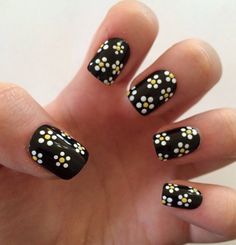 Black Daisy Nail Design