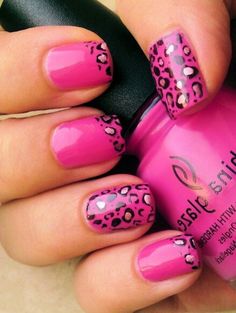 Bright Pink Leopard Nail Art Design