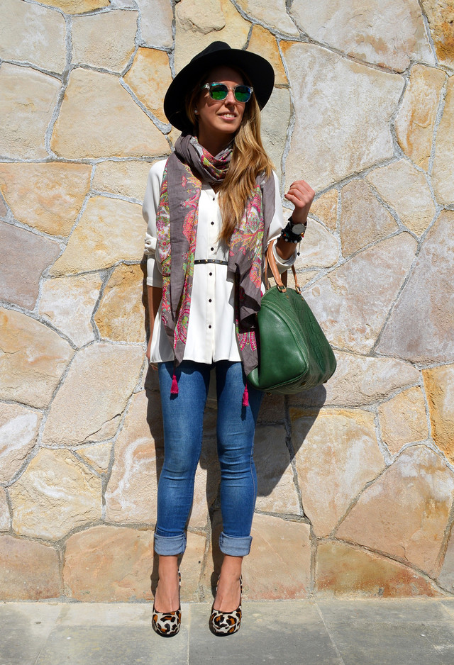 Chic Outfit Idea with Hat and Scarf for Fall 2014