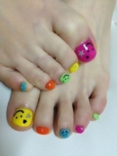 Colorful Happy Face Nail Design for Toenails