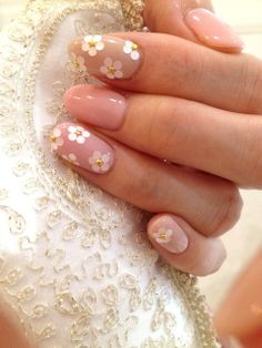 Embellished Daisy Nail Design