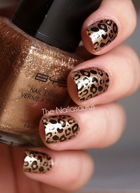 Gold Leopard Nail Art Design