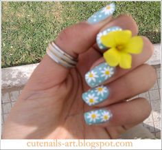 Pastel Blue Daisy Nail Design