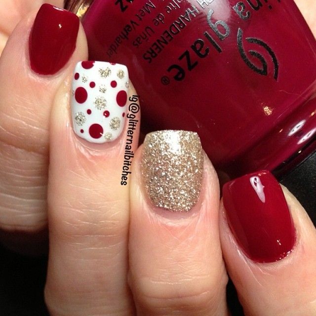 Pokla Dotted Red Nails