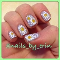 14 Pretty Daisy Nail Designs - Pretty Designs
