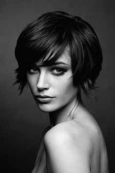 12 Pretty Short Hairstyles for Women - Pretty Designs