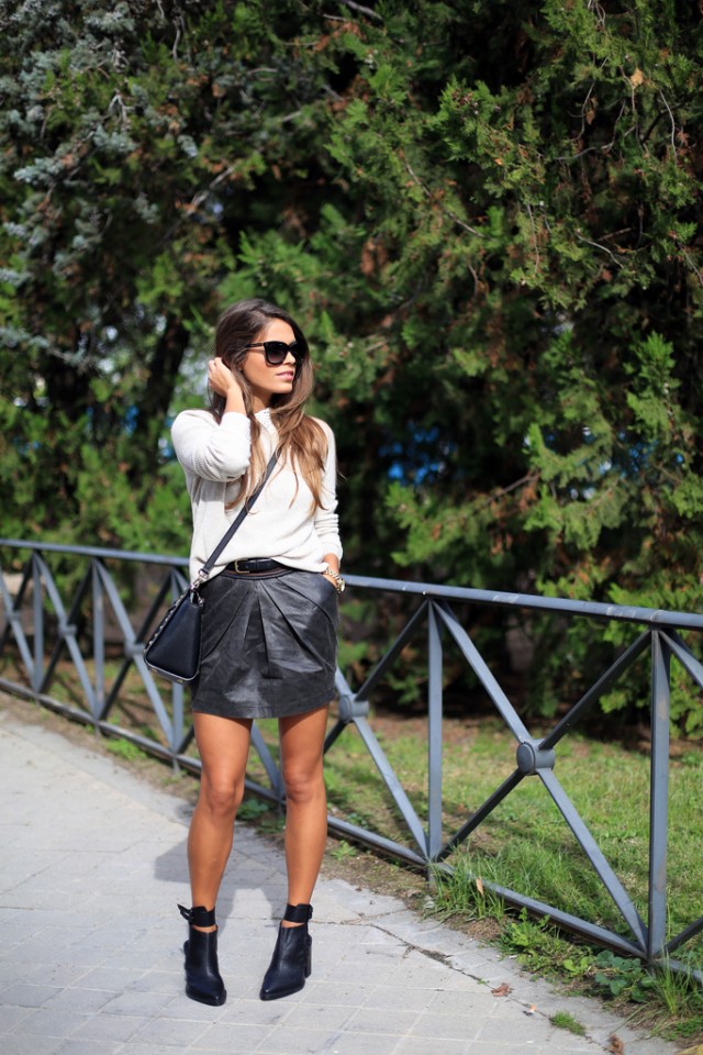 Trendy Black and White Outfit Idea