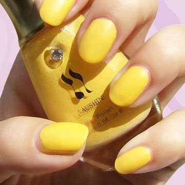 Yellow Nail Design