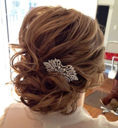 Amazing Wedding Updo for Medium Length Hair