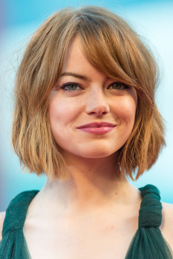 Emma Stone Mild Curly Bob