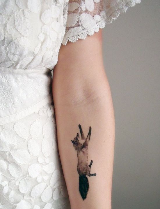 Beauty Lies In Simplicity: Minimalist Animal Tattoos Created At Sol Tattoo  Parlor - KickAss Things