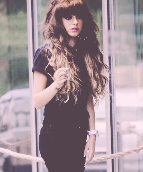 Long Wavy Hair for Cher Lloyd Hairstyles