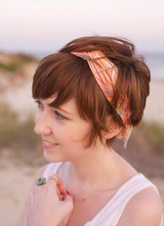 Lovely Headband Hairstyle for Thick Hair