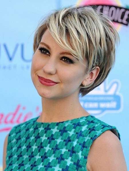 Ombre Straight Hairstyle for Short Hair
