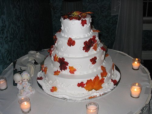Pretty Fall Wedding Cake