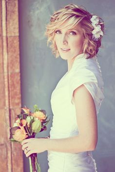 Short Bob Wedding Hairstyle