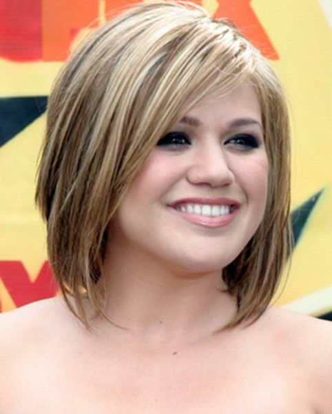 Short Straight Haircut for Round Faces