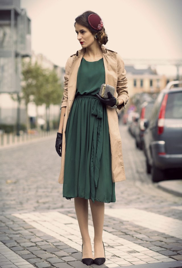 Stylish Retro Outfit Idea for Women