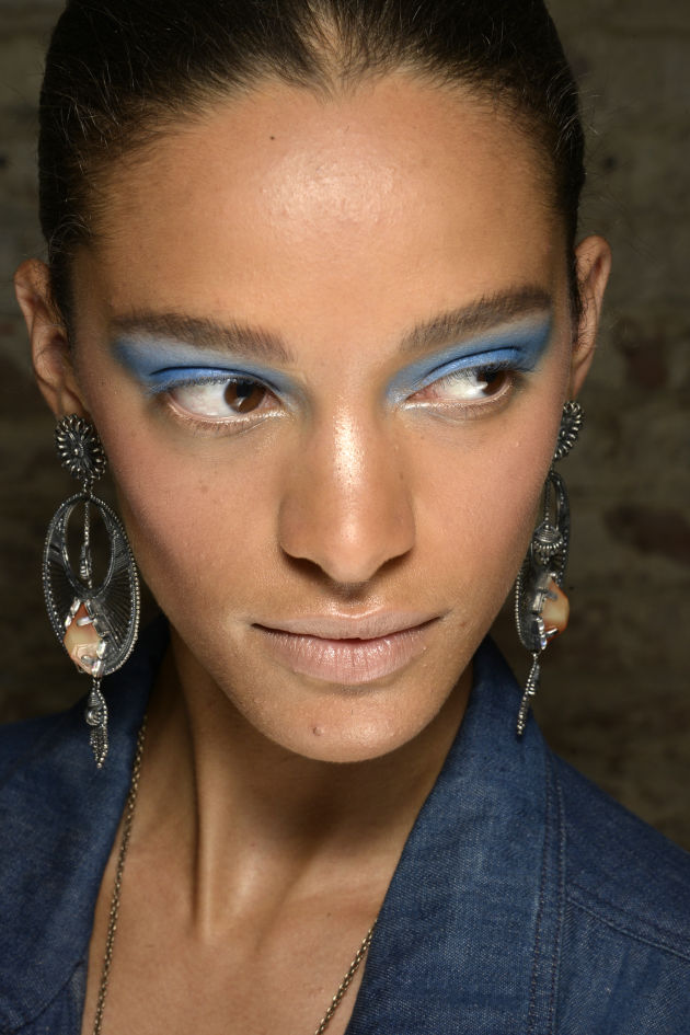 The Dramatic Blue and Bronze Lids at Dannijo Spring 2015
