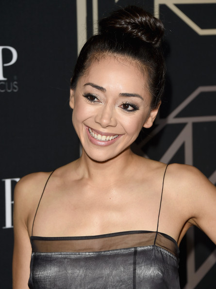 Aimee Garcia Top Knot