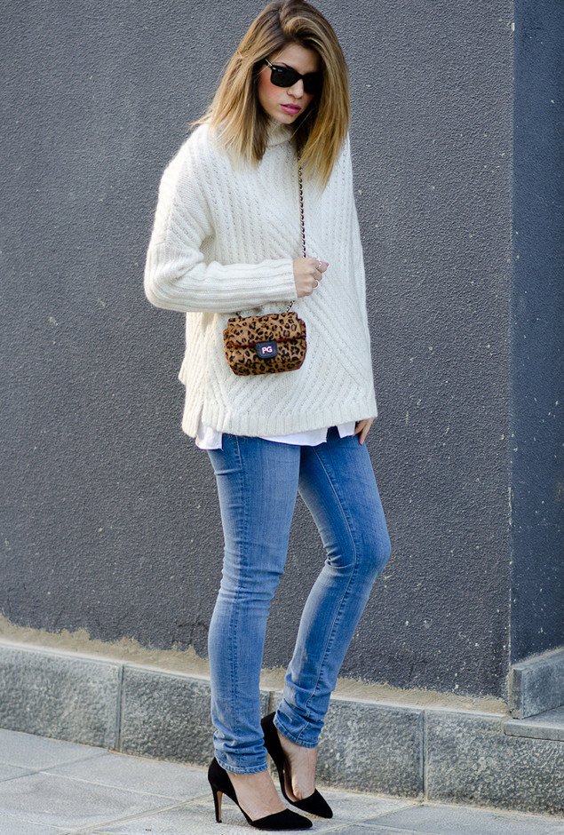 Beautiful White Turtleneck for Fall