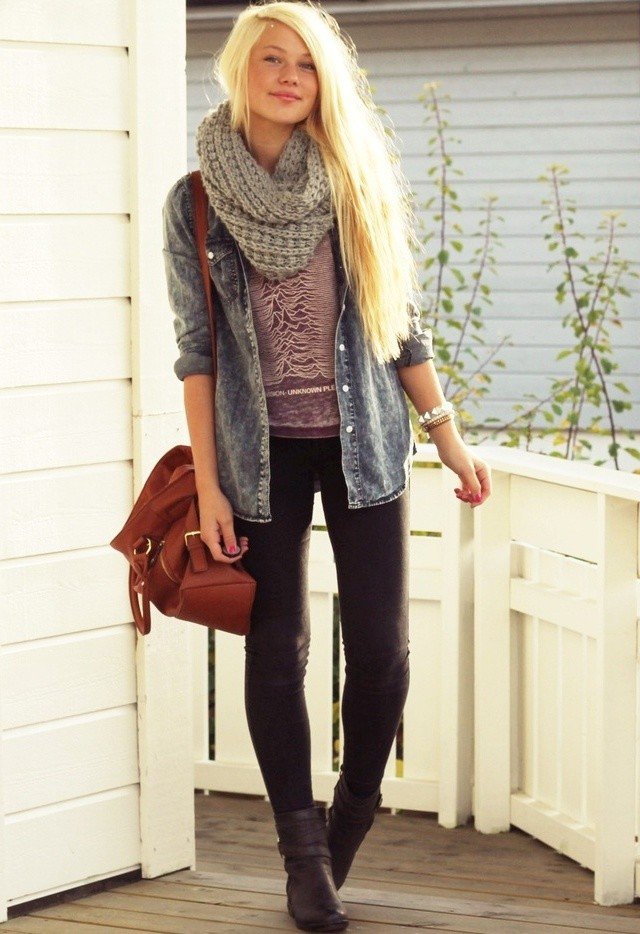 Casual Outfit with A Scarf