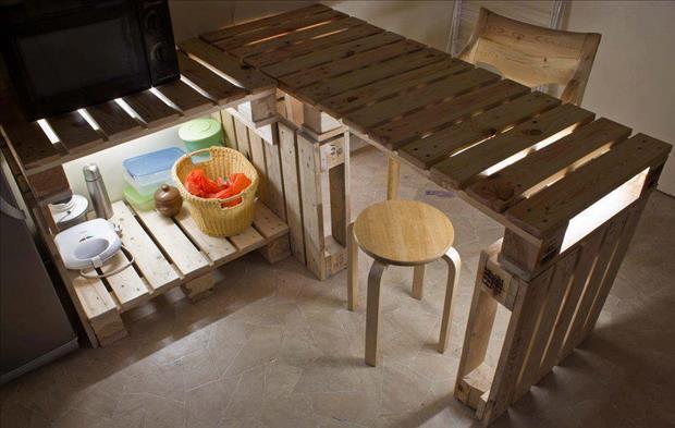 Easy Kitchen Table