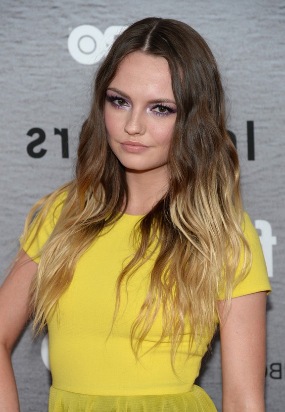 Emily Meade Brown to Blonde Ombre Hairstyle with Beachy Waves for Winter