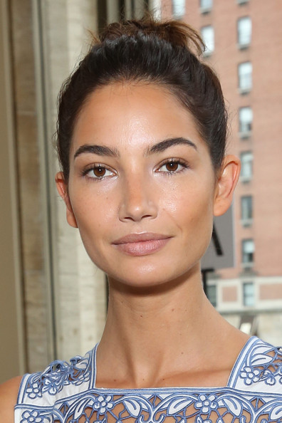 Lily Aldridge Top Knot