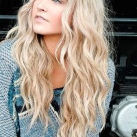 Long Curly Wavy Hairstyle for School