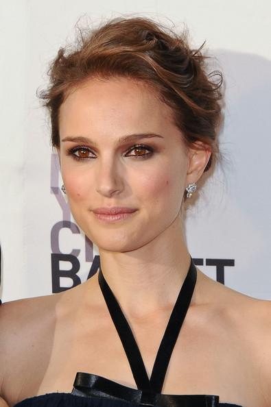 Natalie Portman Light Brown Eye Makeup