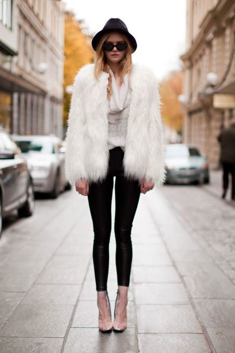 Pretty White Fur Coat Outfit Idea