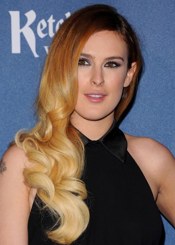 Rumer Willis Brown to Blonde Ombre Retro Hairstyle for Winter