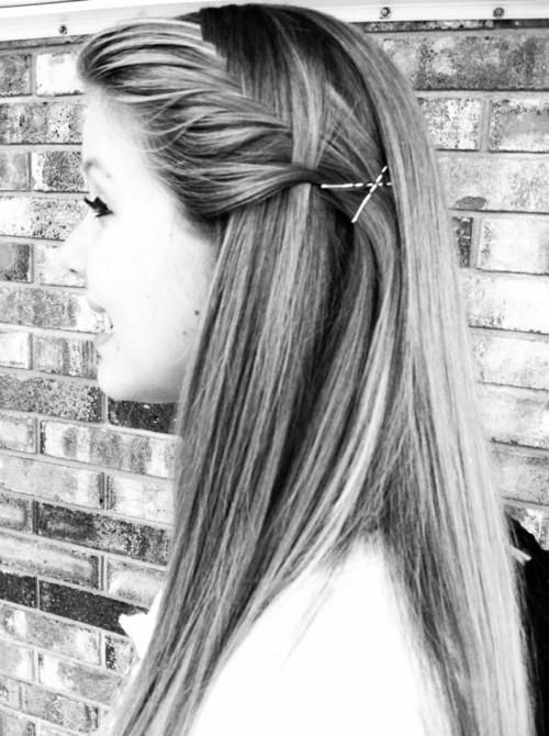 14 Simple and Easy Hairstyles for School - Pretty Designs