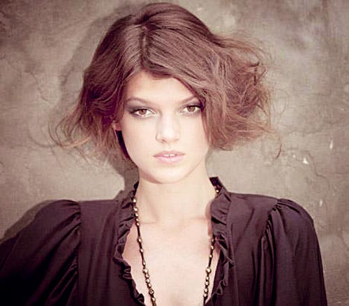 Stylish Updo Hairstyle for Short Hair