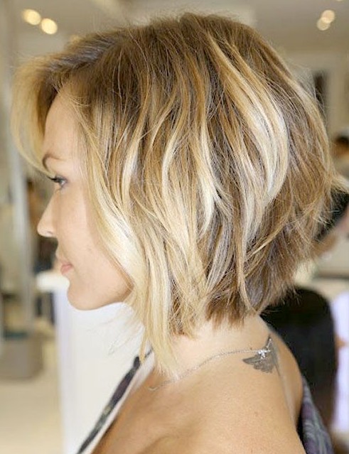 inverted Bob with Loose Waves â Side View of Bob Cut /tumblr 