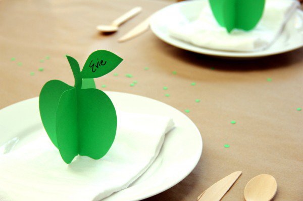 Apple Place Card