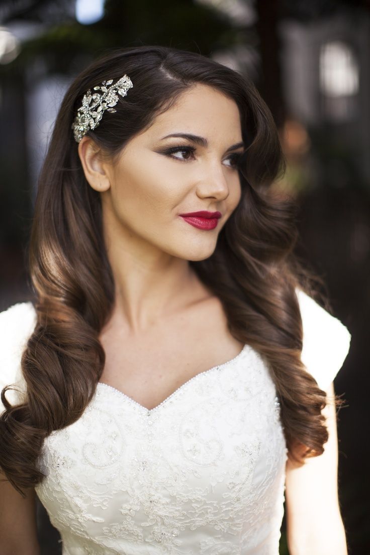 Bridal Vintage Curls