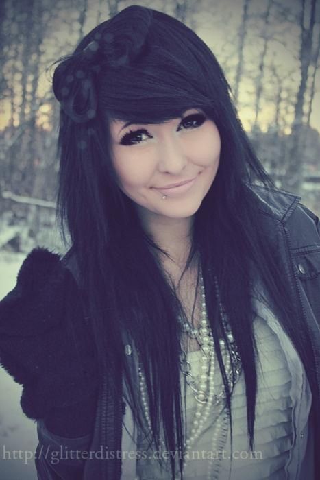 12 Pretty Black Hairstyles With Bangs - Pretty Designs