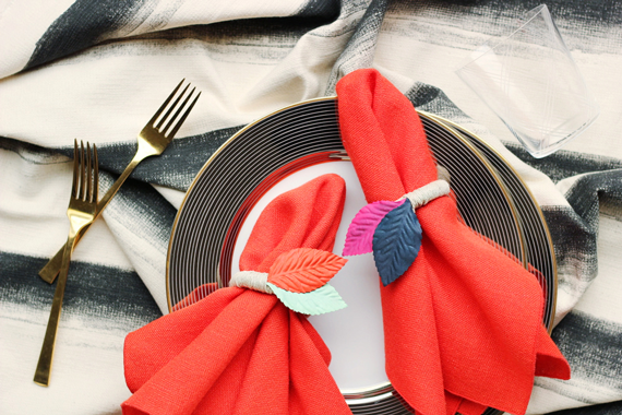 Colored Leaf Napkin Rings